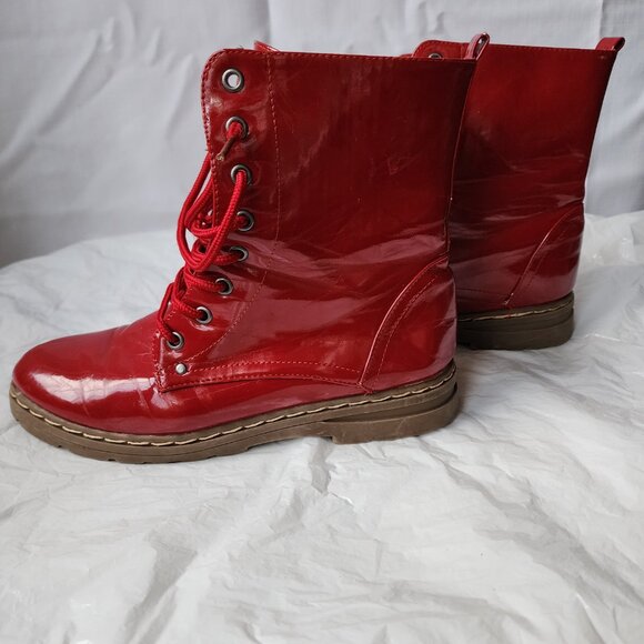 Laundry List Red patent leather Lace-up Boots Unisex size 9M. - Picture 9 of 13